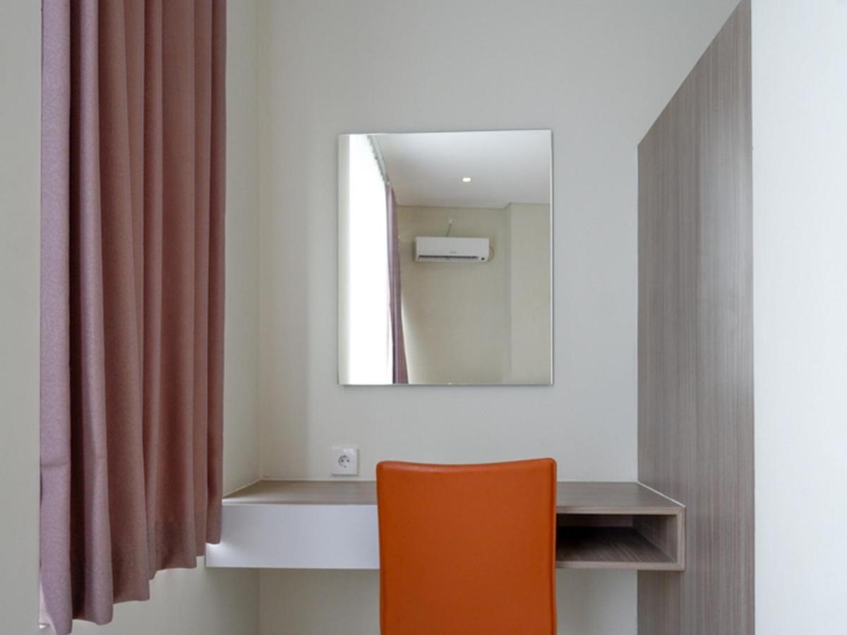 Reddoorz Near Exit Tol Banyumanik 2 Hotel Srondolwetan Exterior photo